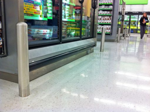 R-7187用螺栓固定超市的冰箱护柱