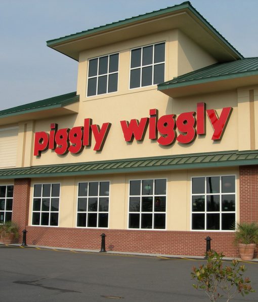 R-7538 Piggly Wiggly商店前的装饰系柱