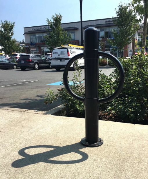 街上的R-7906环形自行车护柱