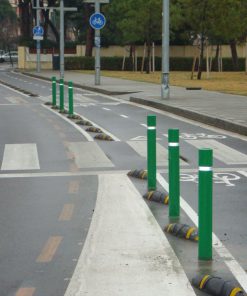 绿色R-830​​2柔性固定系柱划分自行车道