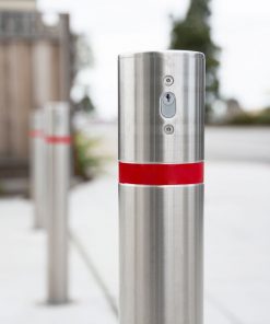 R-8464不锈钢可移动柱线带红色反射器条纹